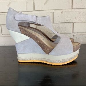 TSUBO Womens Isara Sandal Size 7 Art To Wear Suede Sculptural Wedge Platform
